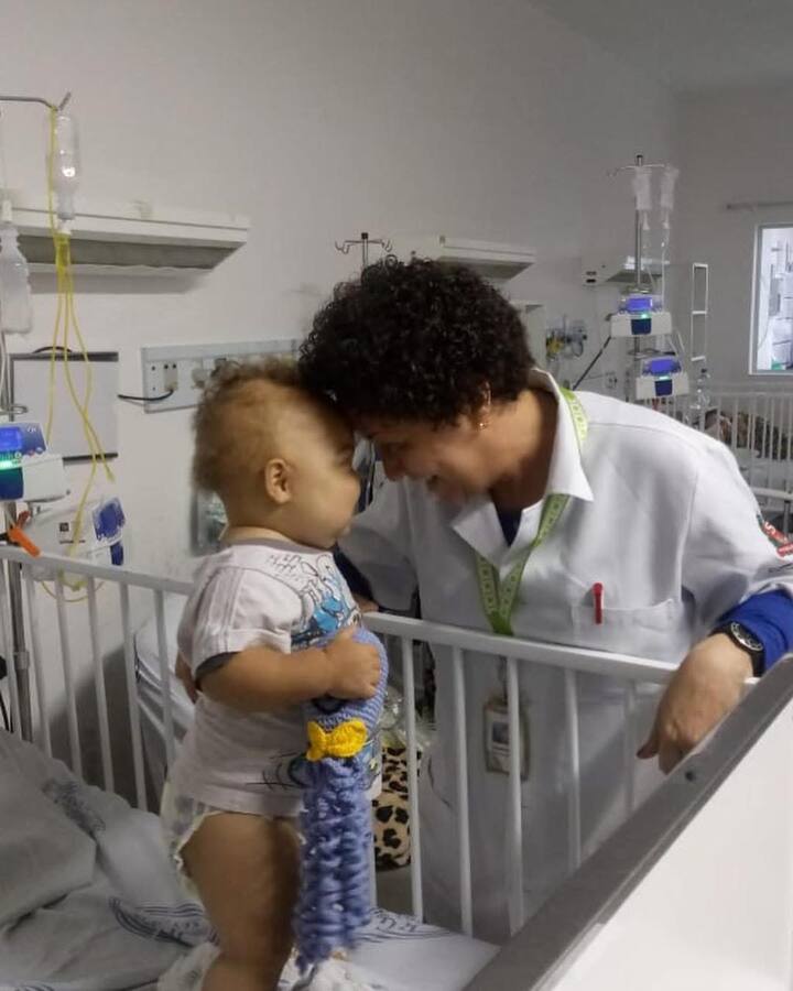 Profissional de saúde com 21 anos de experiência